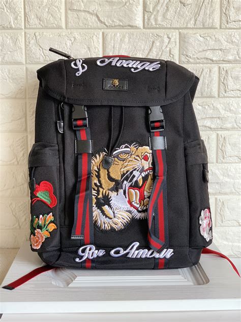 gucci tiger shoulder bag|Gucci backpack with tiger.